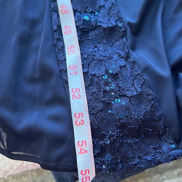 R & M Richards Black Lace Overlay Evening Gown 10 - Picture 13 of 13